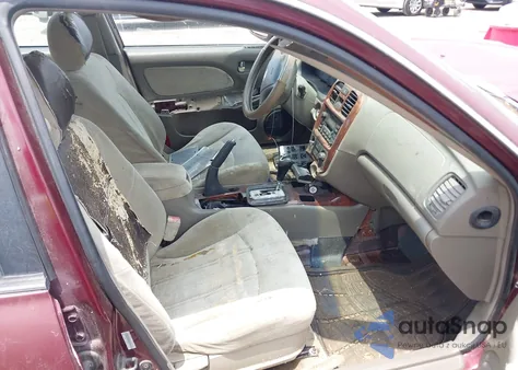 2003 Hyundai Sonata Gls/Lx from USA, damaged, VIN KMHWF35H73A779772